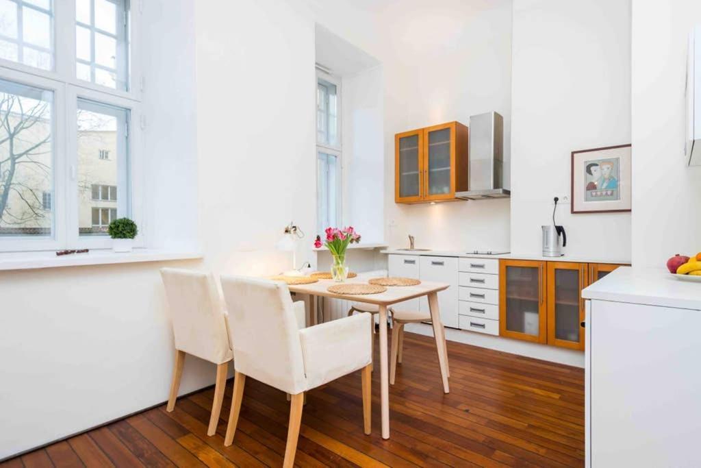 טאלין Best Location, Beautiful And Quiet Old Town Apt. מראה חיצוני תמונה